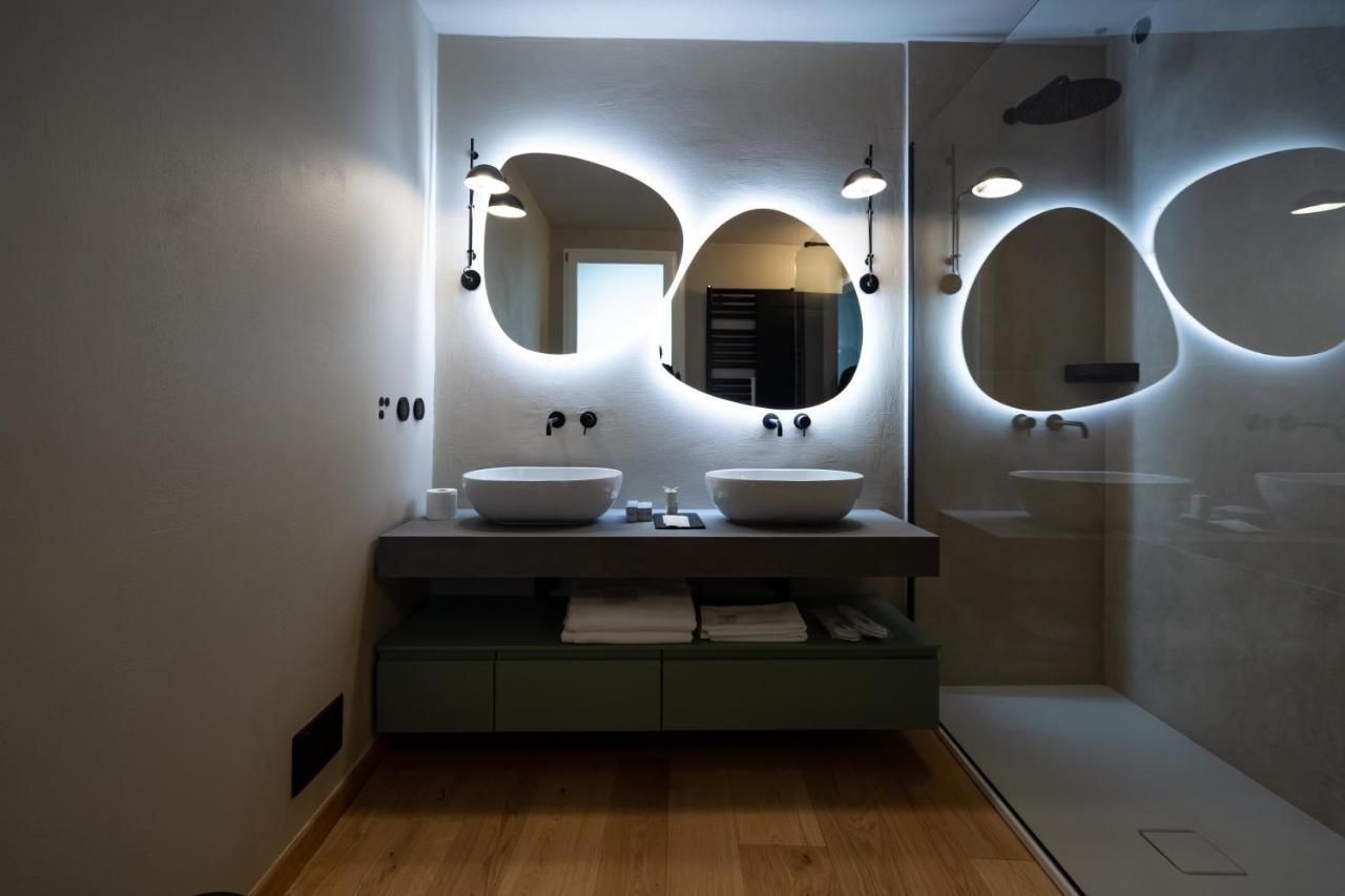 Locanda Moderna Carlambroeus Montevecchia 外观 照片