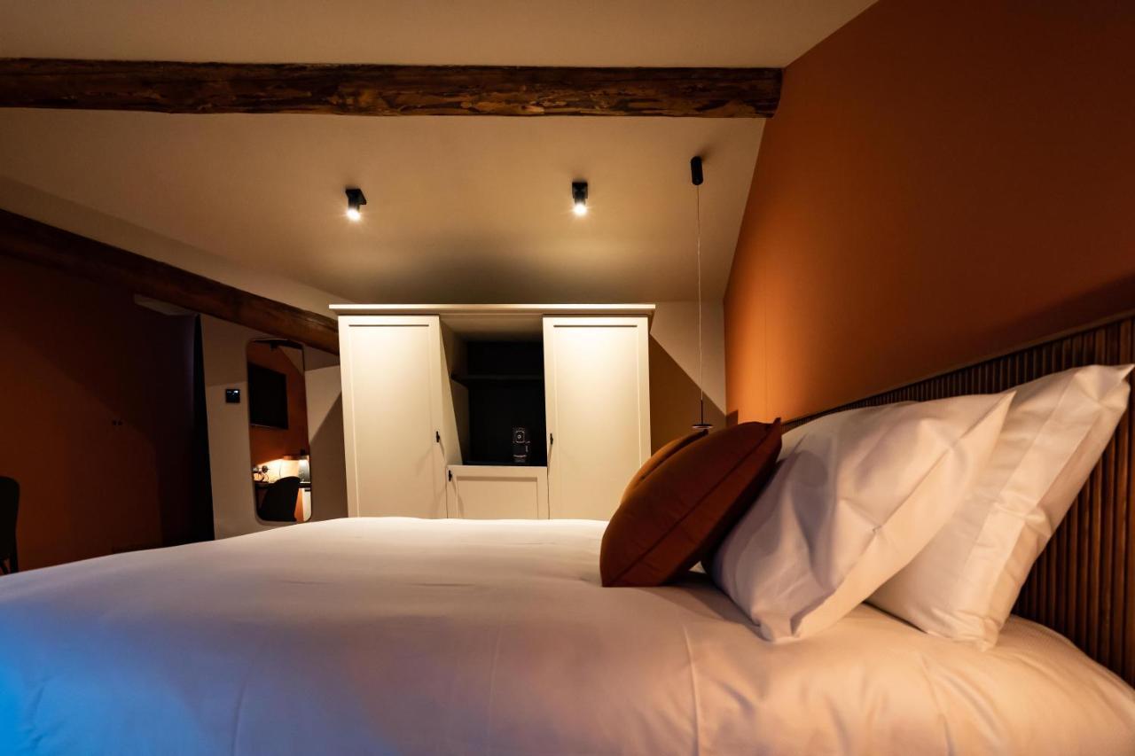 Locanda Moderna Carlambroeus Montevecchia 外观 照片