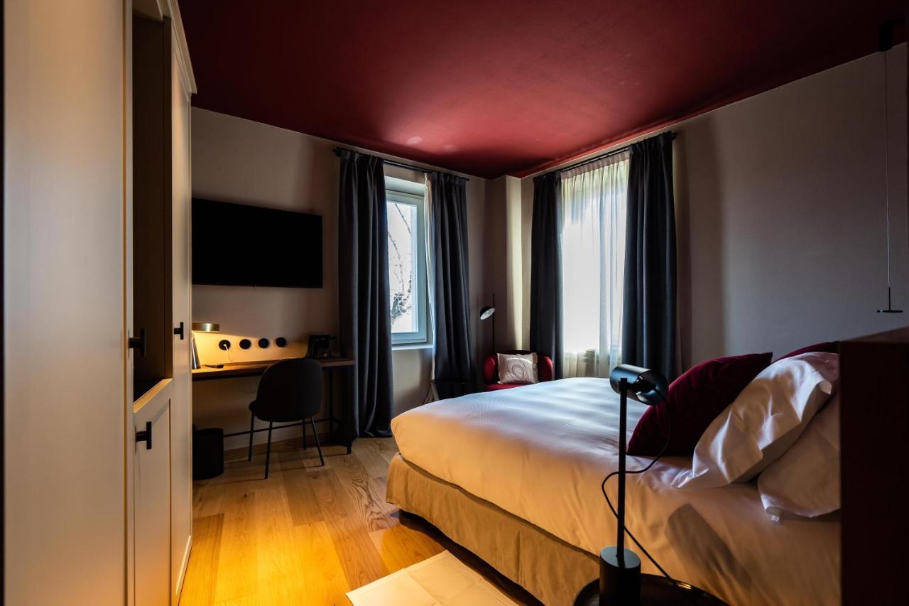 Locanda Moderna Carlambroeus Montevecchia 外观 照片