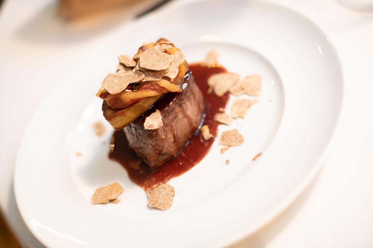 Locanda Moderna Carlambroeus Montevecchia 外观 照片